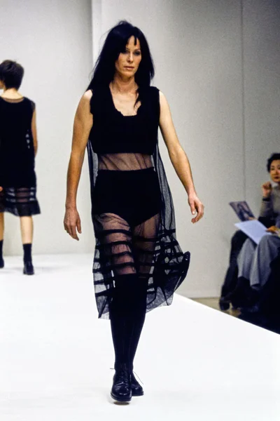 Look 11